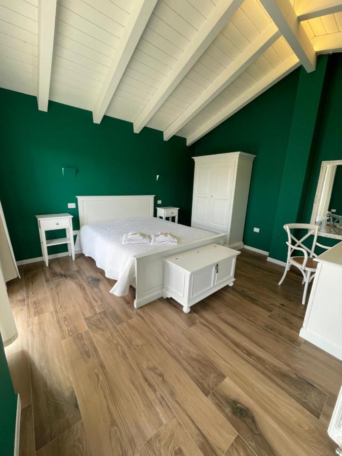 Il Borgo Bed & Breakfast โคราโต ภายนอก รูปภาพ